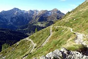 20 Tornanti del sent. 101 con vista in Pegherolo e Cavallo